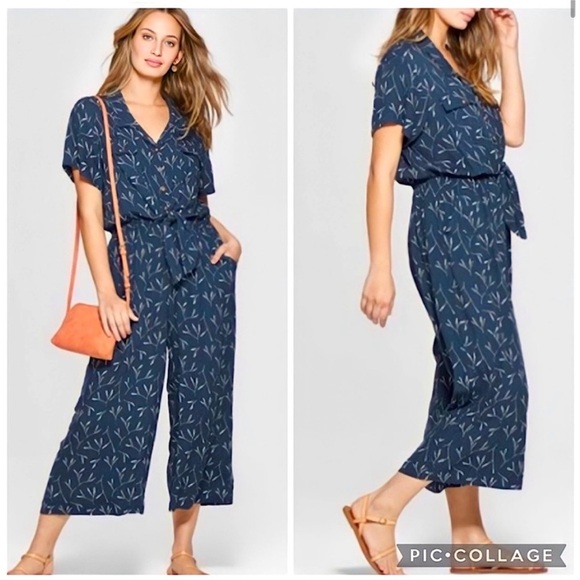 Universal Thread Romper Boho Jumpsuit Navy Floral Tie Waist, Buttons - Picture 1 of 13